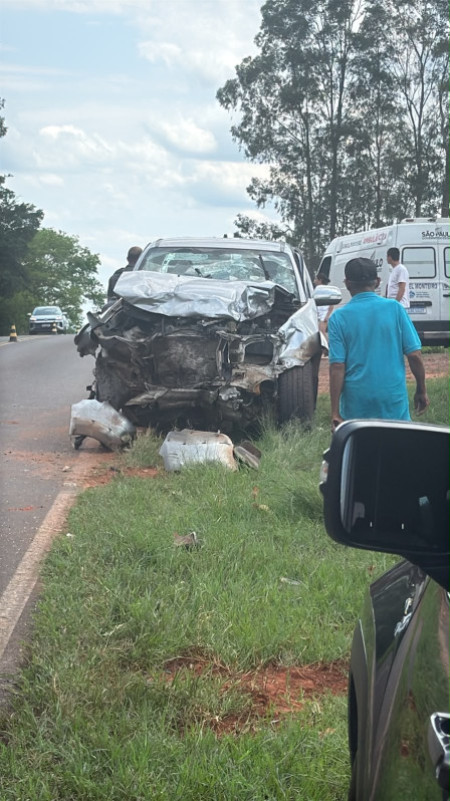 Grave acidente entre RinÃ³polis e Piacatu deixa duas vÃ­timas fatais, segundo informaÃ§Ãµes preliminares