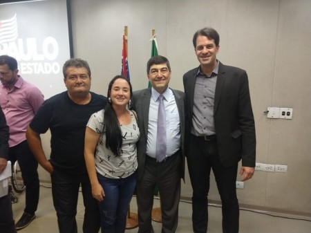 Osvaldo Cruz assina convênio do Projeto Viva Vôlei 