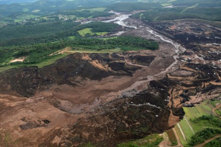 Parentes de família morta em Brumadinho vão à Justiça e pedem R$ 40 mi