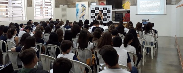 Polcia Civil realiza ciclo de palestras em escolas de Adamantina