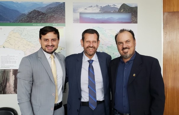 Mazucato despacha pedido de verba para regularizao do aterro de resduos slidos