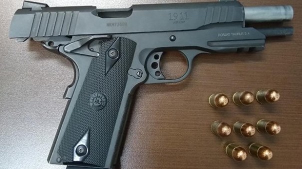 Homem � preso com pistola e muni��es em Tup�