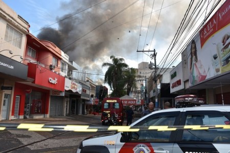 Polícia Civil investiga causas de incêndio que matou um bombeiro e deixou outro gravemente ferido