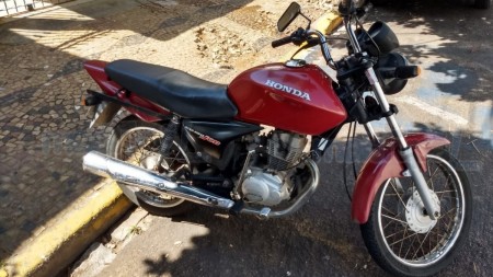 Polícia Militar surpreende dupla de 14 anos após furto de motocicleta
