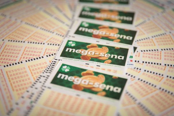 Mega-Sena, concurso 2.145: ningum acerta as seis dezenas e prmio vai a R$ 105 milhes