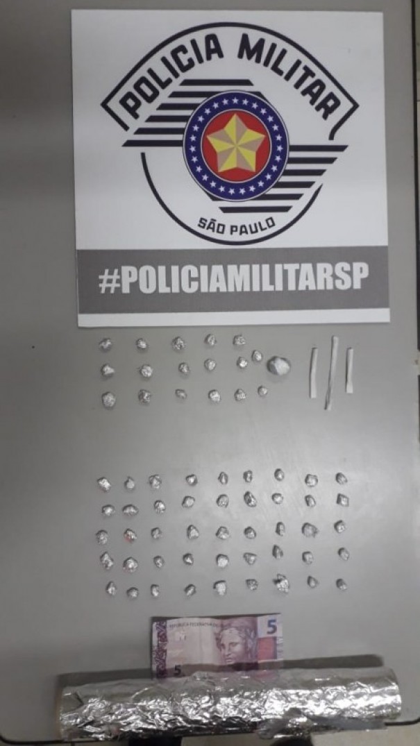 Policia Militar apreende adolescente por ato infracional de tr�fico de drogas em OC