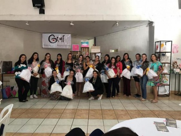 'Hora do Mamao' conscientiza sobre a liberdade para a amamentao