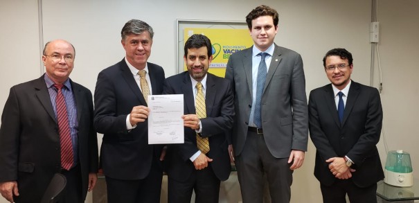 Cardim vai a Bras�lia em busca de libera��o do Centro Integrado de Sa�de