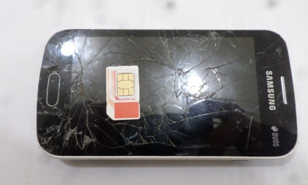 Visitante � flagrada tentando entrar com celular escondido em meio a vasilhas na Penitenci�ria de Pacaembu