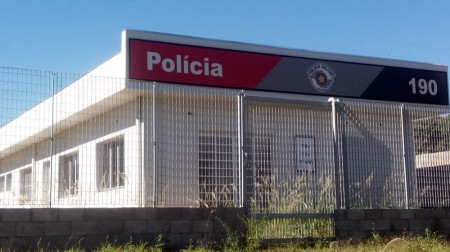 Obra do prédio próprio da PM de Flórida Paulista está parada e nova empresa deve assumir
