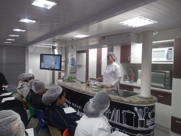 Sesi e Prefeitura encerram temporada do Alimente-se Bem em Osvaldo Cruz