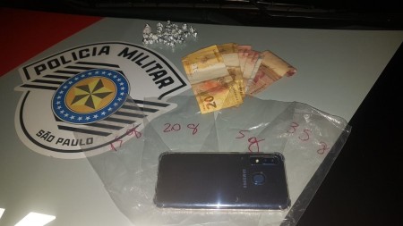 Polícia Militar de Lucélia prende traficante com 32 pedras de crack