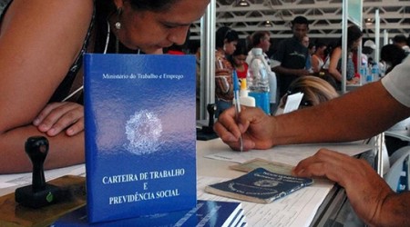 Pequenos negócios criaram 95% das vagas em julho, diz Sebrae