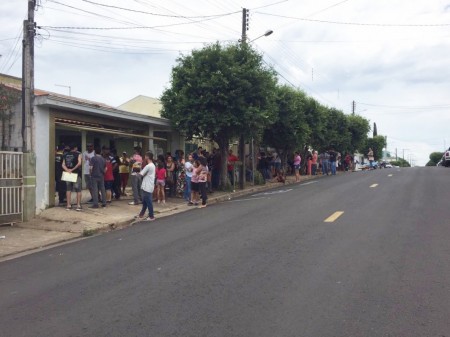 Último dia de cadastro biométrico tem fila e espera de mais de quatro horas no Cartório Eleitoral de OC