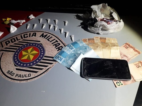 Pol�cia Militar de Luc�lia prende homem por tr�fico de drogas