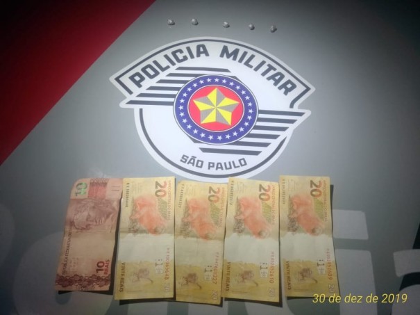 Pol�cia Militar de Osvaldo Cruz prende homem por tr�fico de drogas na noite desta segunda-feira (30)