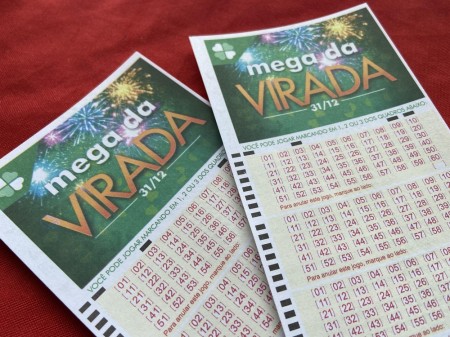 Mega da Virada: apostas movimentam R$ 210 milhões nesta segunda e batem recorde para um único dia