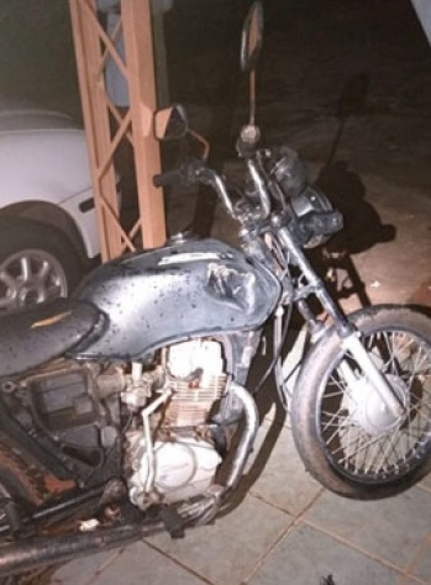 Indiv�duo � detido em Iacri ap�s anunciar venda de moto furtada nas Redes Sociais