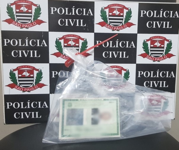 Estelionat�rio � preso em flagrante ao tentar sacar benef�cio do PIS com documento falso em ag�ncia banc�ria