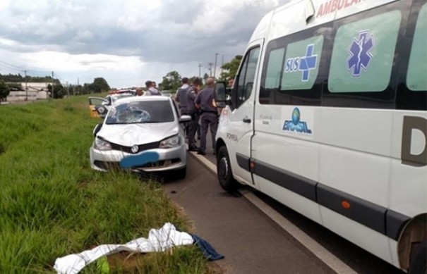 Homem de 52 anos morre atropelado na SP-294, em Pomp�ia