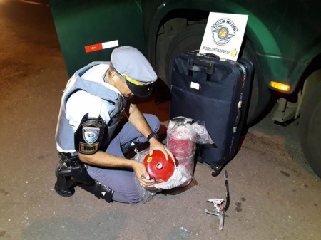 Extintores 'recheados' com cocaína são apreendidos em Presidente Venceslau