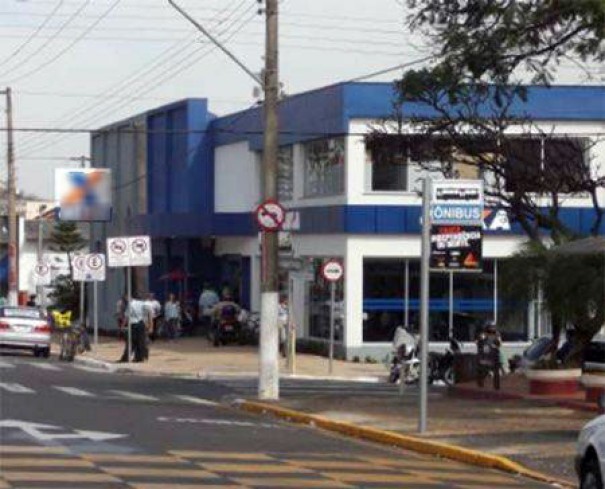 Cliente faz boletim de ocorrncia contra banco de Tup