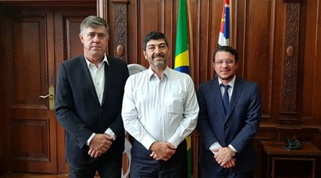 Prefeitura de Adamantina protocola pedido da mudança de data do JORI