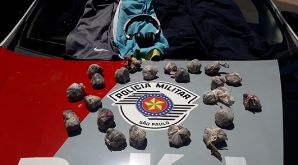 Polcia Militar de Adamantina apreende menor por trfico de drogas