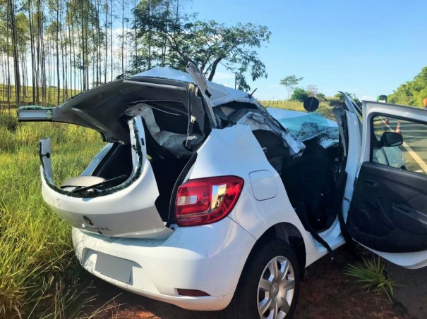 Jovem morador de Dracena fica preso nas ferragens em acidente pr�ximo a Presidente Venceslau