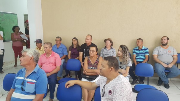 Prefeitura entrega vales-compras do IPTU Premiado 2018