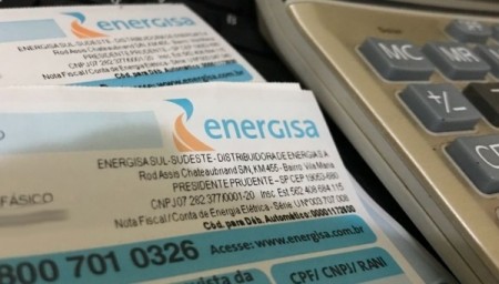 Energisa nega aumento na tarifa: altas nas contas refletem o consumo nos imóveis