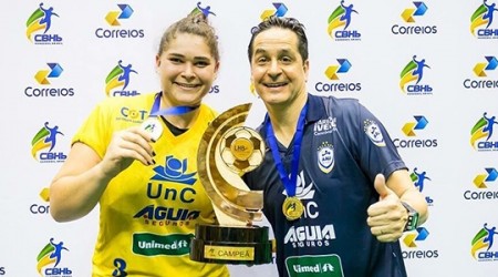 Luceliense Isaura Fernanda Menim vai para Espanha jogar Handebol