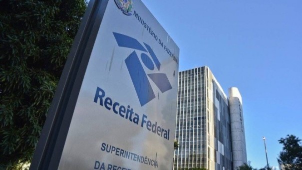 Receita Federal exclui 521 mil empresas devedoras do Simples Nacional