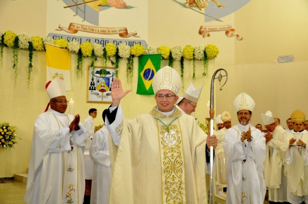 Dom Amilton Manoel  nomeado pelo Papa Francisco e est entre novos membros da Congregao para a Vida Consagrada