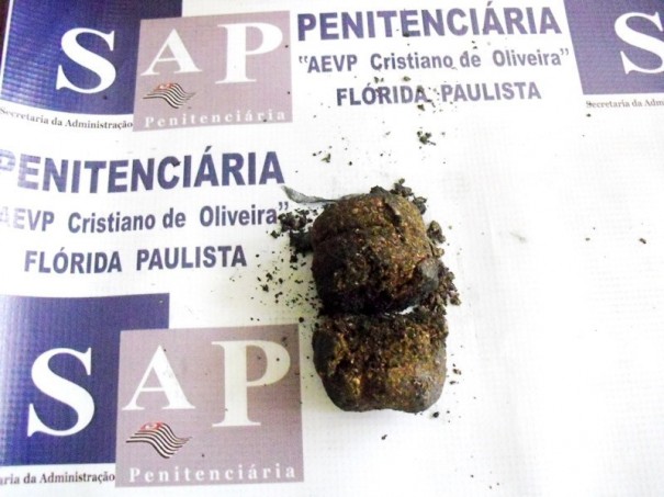 Mulher tenta entrar na Penitenci�ria de Fl�rida Paulista com maconha e acaba presa