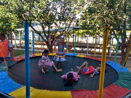 Parceria entre Cras, Serviço de Convivência Criança Feliz e S.O.S. promove Festa Junina em OC