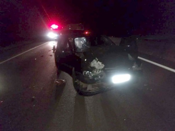 Motorista morre ap�s bater em carreta na Rodovia Raposo Tavares em Assis