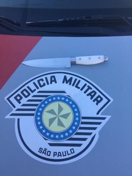 Ocorrências de porte de entorpecentes e apreensão de objeto foram registradas em OC