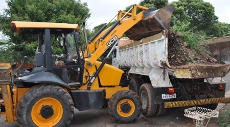 Mutirão de limpeza já recolheu mais de 150 caminhões de materiais inservíveis