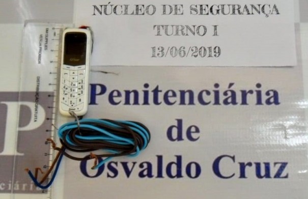 Preso da Penitenci�ria de OC � flagrado com micro aparelho celular no interior de seu corpo