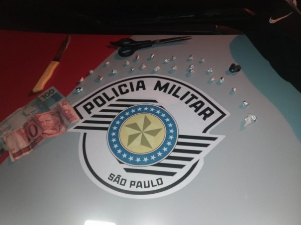 PM de Osvaldo Cruz apreende adolescente em flagrante por tr�fico de drogas