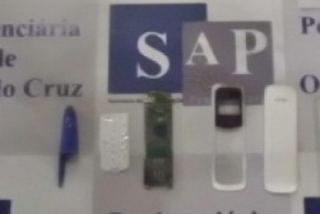 Mulher é flagrada tentando entrar na Penitenciária de OC com um celular introduzido no seu corpo