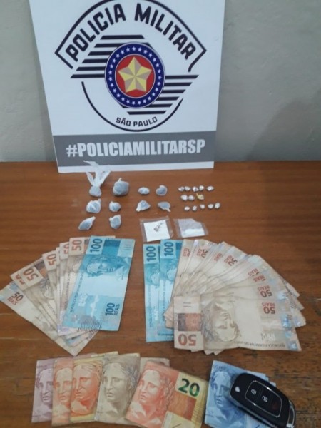 Polícia Militar de Osvaldo Cruz realiza flagrante de tráfico de drogas