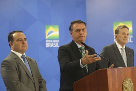 Bolsonaro anuncia policial militar na Secretaria-Geral da Presidência