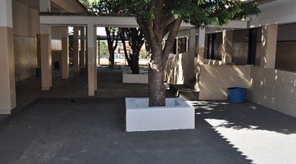 Educa��o de Adamantina realiza melhoria na EMEF Teruyo Kikuta