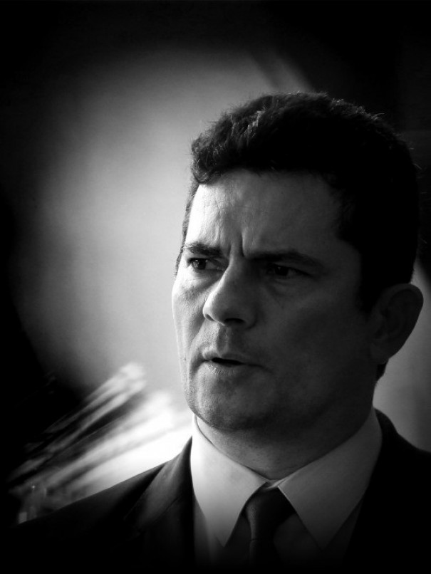 Site divulga trechos de mensagens atribudas a procuradores da Lava Jato e a Srgio Moro