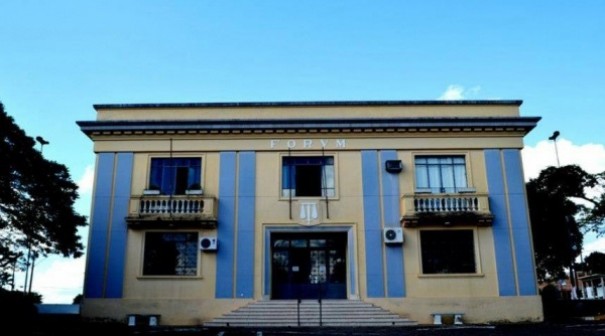 Ex-prefeito de Luc�lia, Carlos Ananias, tem pris�o decretada pela Justi�a