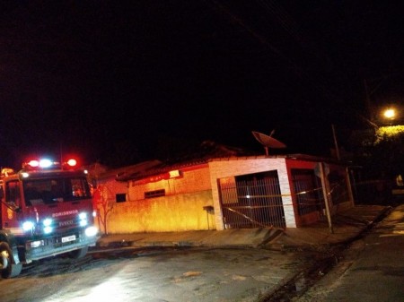 Casa na Vila Cordeiro, em Martinópolis, é interditada após incêndio; ninguém se feriu