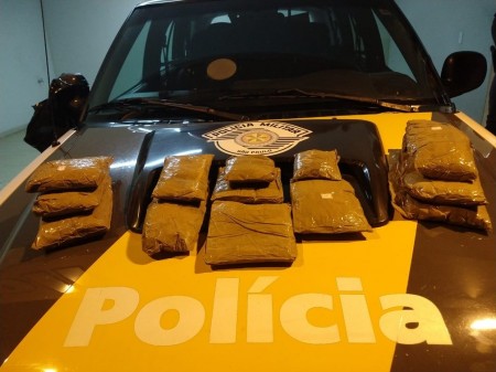 Bolivianas são presas com cocaína durante abordagem policial em Presidente Venceslau