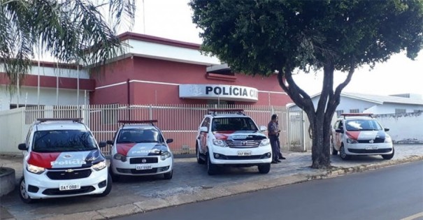 Individuo  detido acusado de furtar cerca de R$ 1 mil de comrcio em Bastos